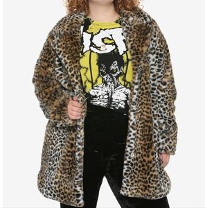 Hot topic plus size leopard fluffy coat
